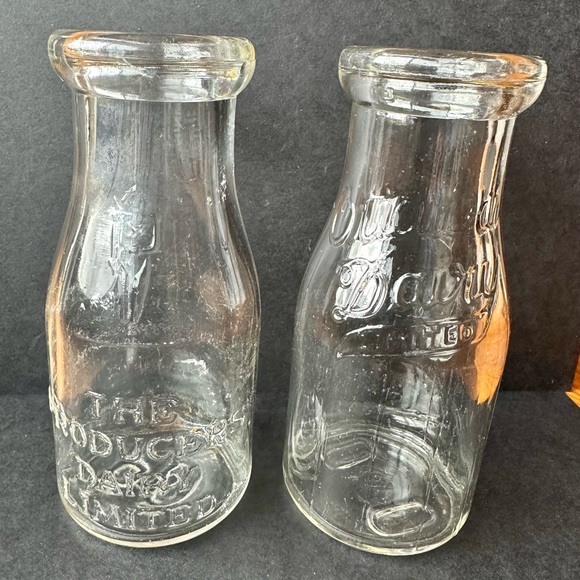 Vintage Half Pint Milk Bottles Lot of 2 - Picture 2 of 7
